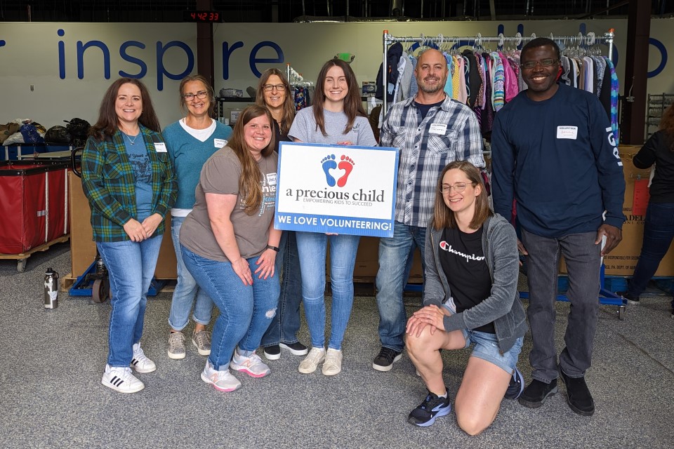 icat employees volunteering